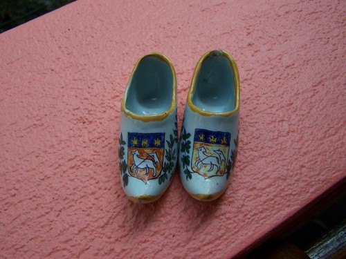 Paire sabots faïence - sabots,